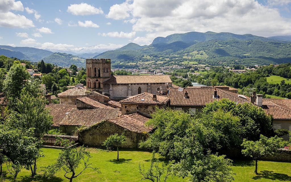Saint-Lizier en Ariège — Plus Beau Village de France